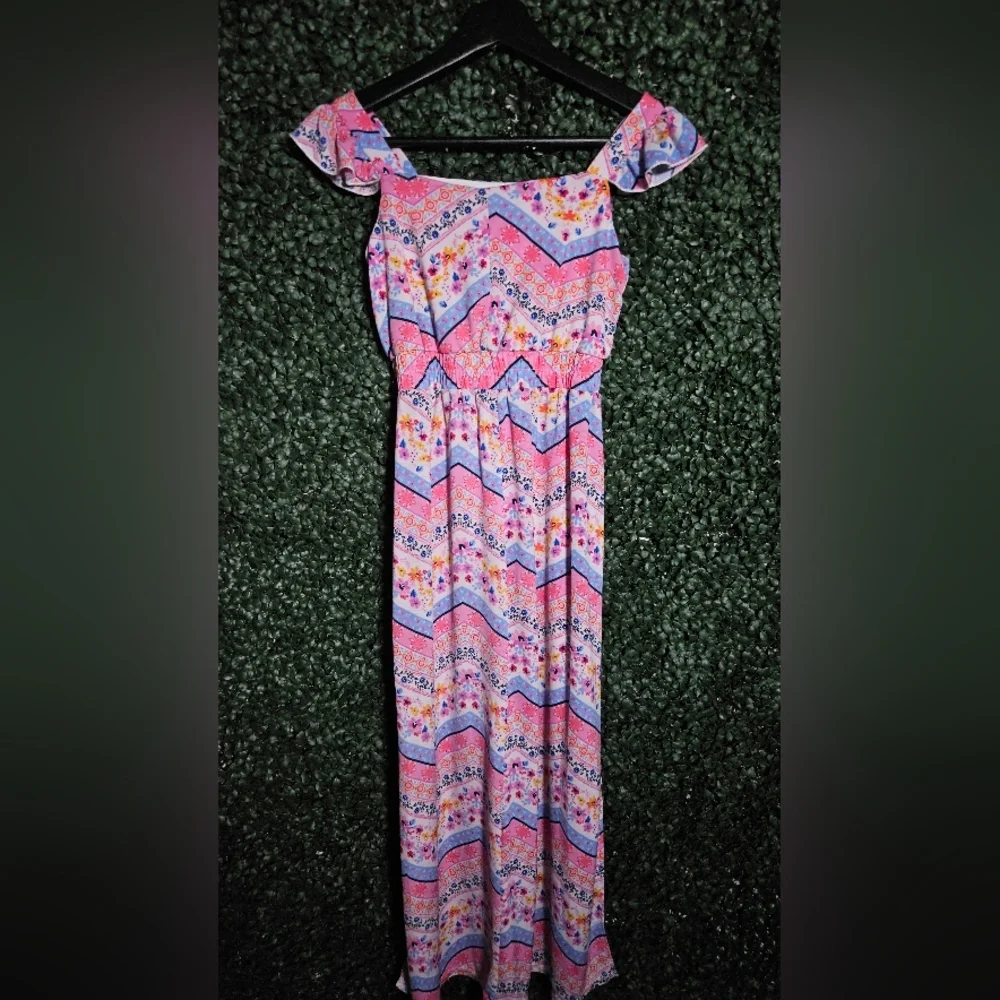 Floral Patterned Dress - Picture 3 of 4